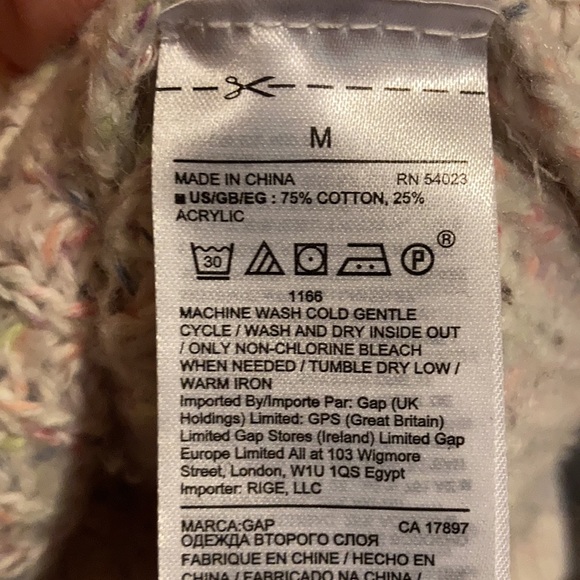 The GAP cable knit sweater size M - Picture 5 of 5